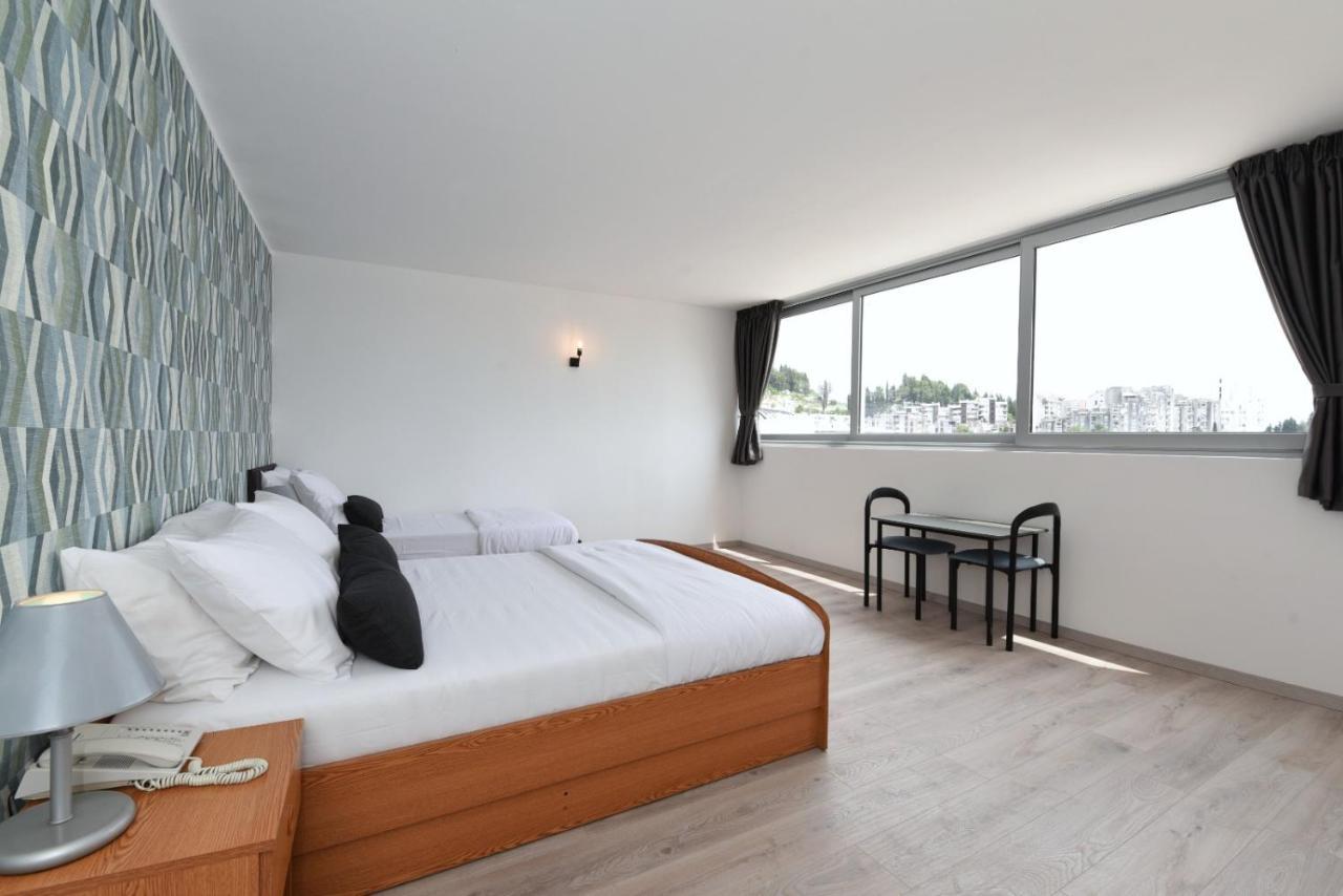 Hotel Tolero Ploce  Exteriér fotografie