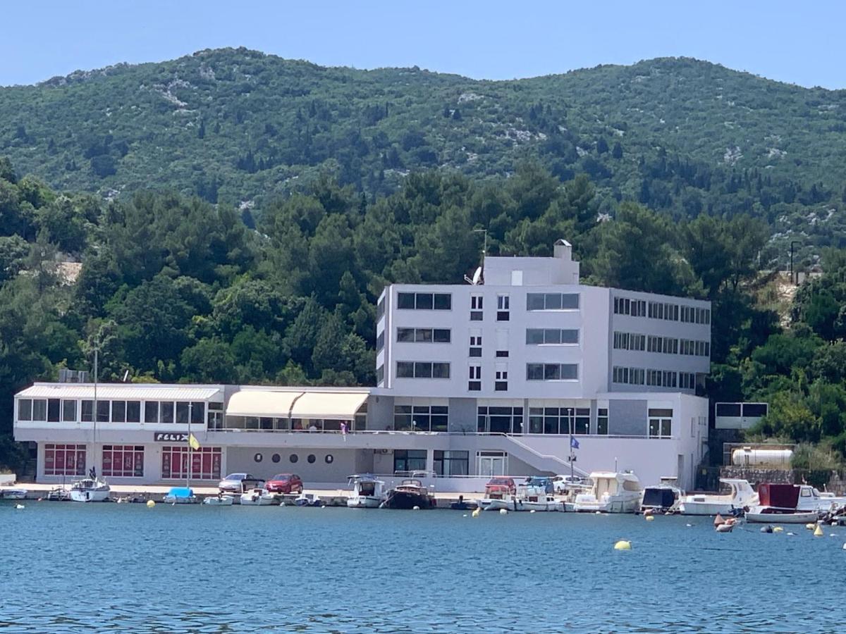 Hotel Tolero Ploce  Exteriér fotografie